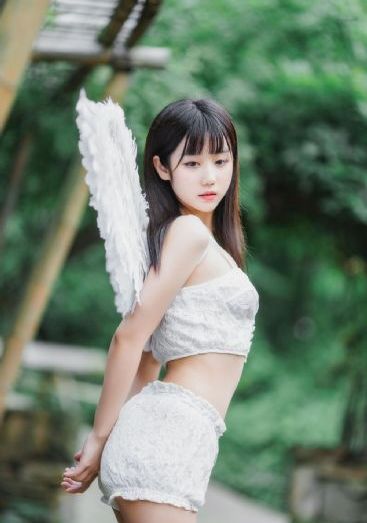 致命弯道8在线观看高清免费观看_十万网红美女美酱